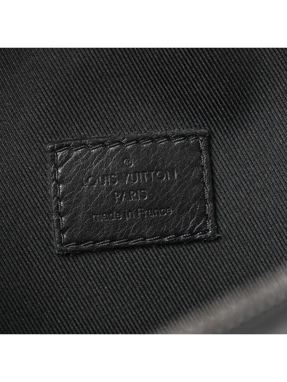 Louis Vuitton Calfskin Shadow Discovery #339559L17B